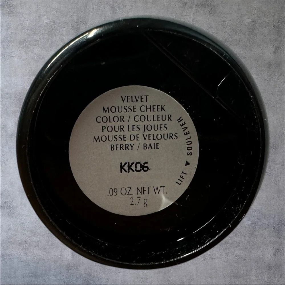 Mary Kay Velvet Mousse Cheek Color Berry‎ 2.7g Shimmer Blush New/No Box